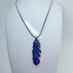 Necklace Leaf Pendant